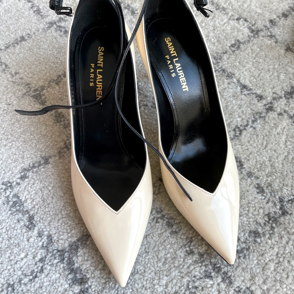 NEW Saint Laurent white ankle strap pump 36